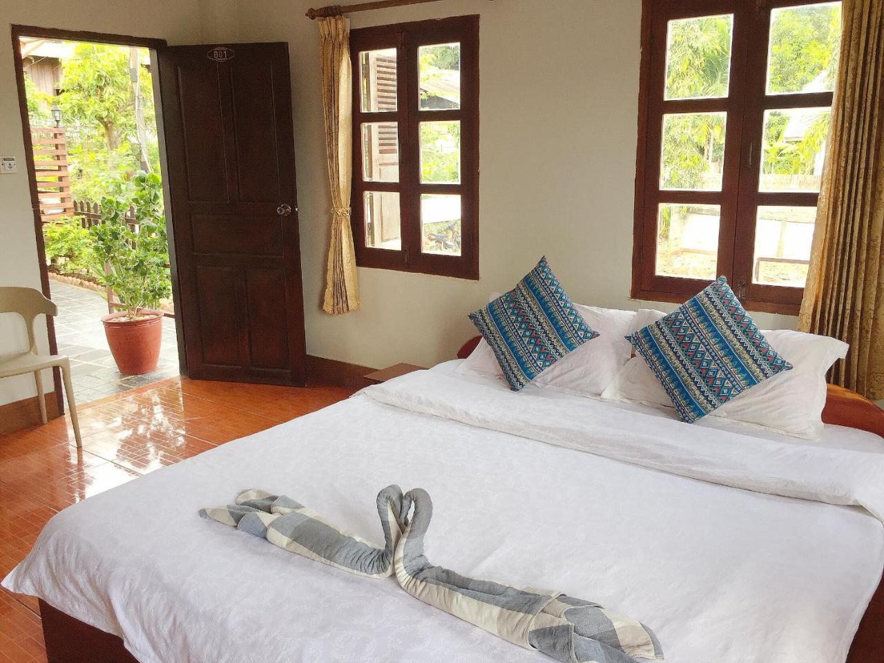 Mao Phasok Riverside Guesthouse Luang Prabang Eksteriør billede