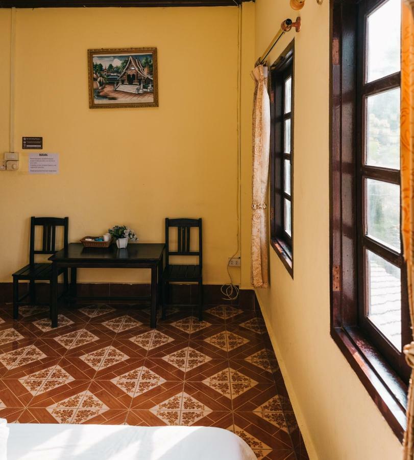 Mao Phasok Riverside Guesthouse Luang Prabang Eksteriør billede