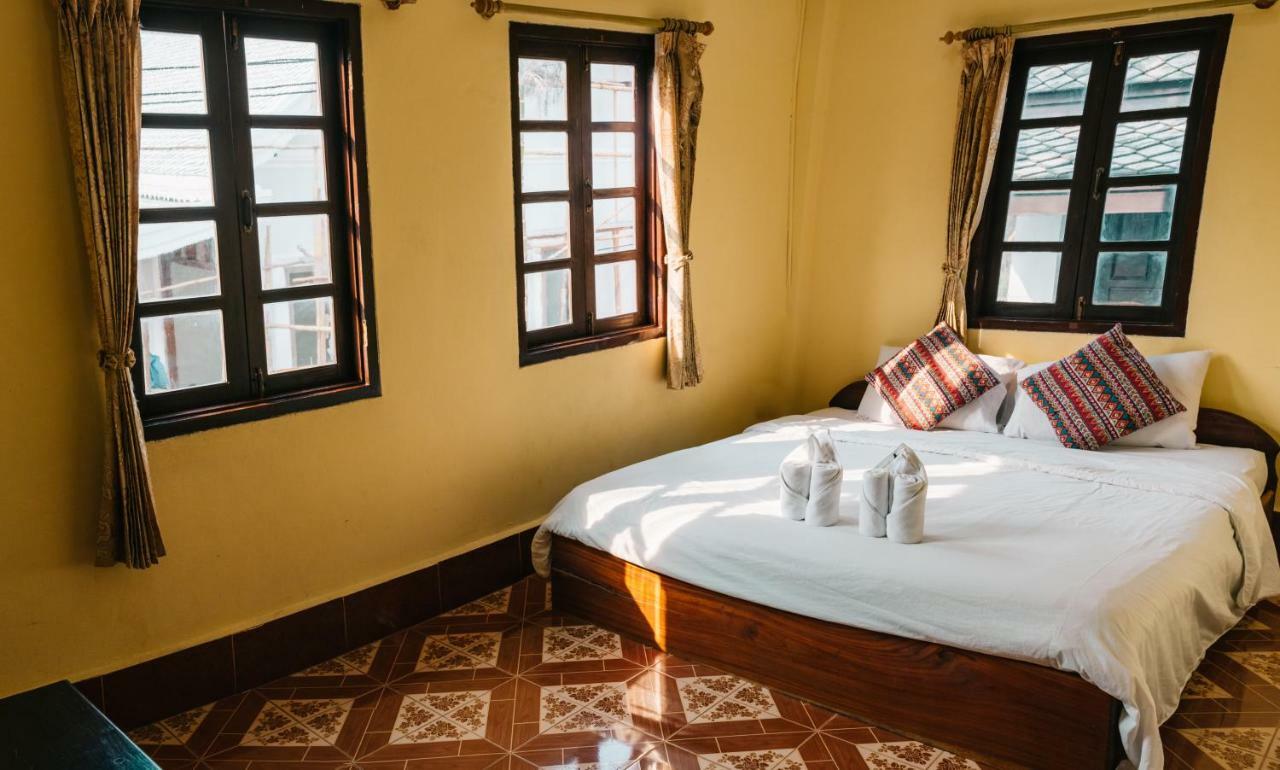 Mao Phasok Riverside Guesthouse Luang Prabang Eksteriør billede