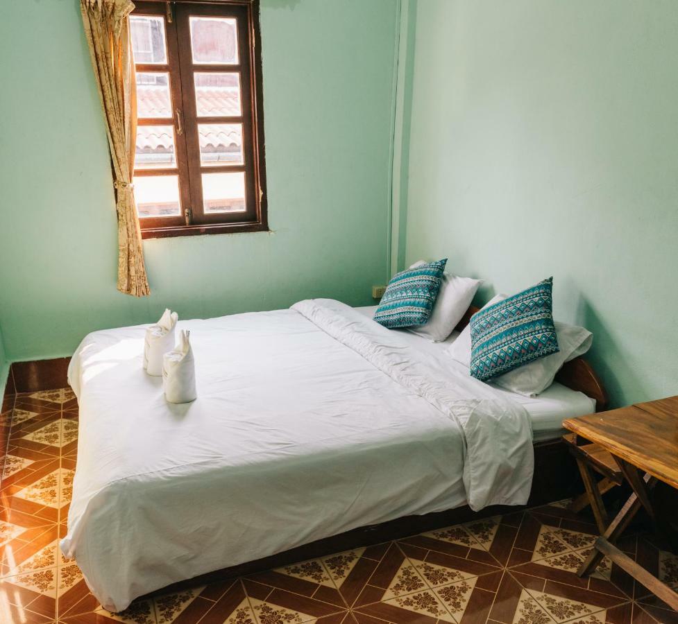 Mao Phasok Riverside Guesthouse Luang Prabang Eksteriør billede