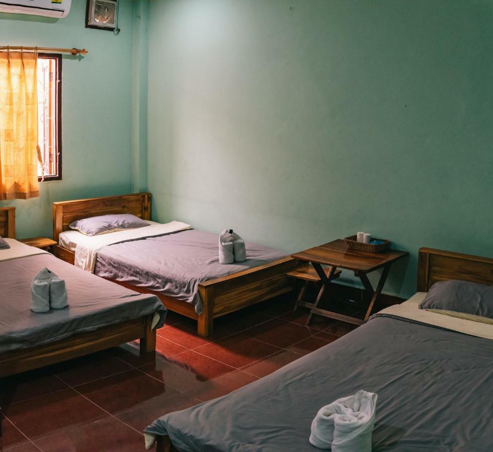 Mao Phasok Riverside Guesthouse Luang Prabang Eksteriør billede